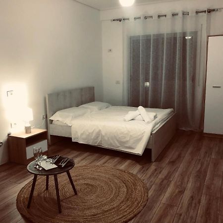 Ionian Apartments Влёра Экстерьер фото